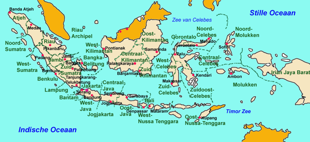 A Dutch-labeled map of Indonesia showing provinces, major cities, and surrounding seas, with land in orange/yellow and water in blue.